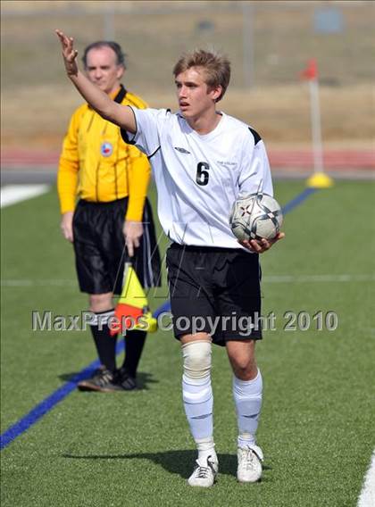 Thumbnail 3 in The Colony vs Hillcrest (Little Elm Invitational) photogallery.