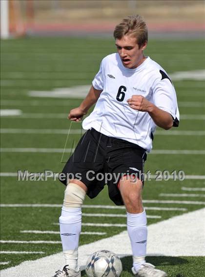 Thumbnail 1 in The Colony vs Hillcrest (Little Elm Invitational) photogallery.