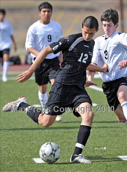 Thumbnail 3 in The Colony vs Hillcrest (Little Elm Invitational) photogallery.