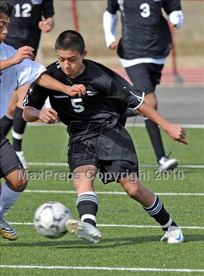 Thumbnail 3 in The Colony vs Hillcrest (Little Elm Invitational) photogallery.