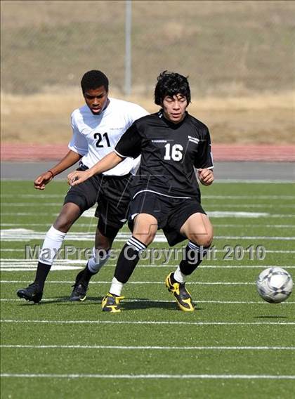 Thumbnail 1 in The Colony vs Hillcrest (Little Elm Invitational) photogallery.