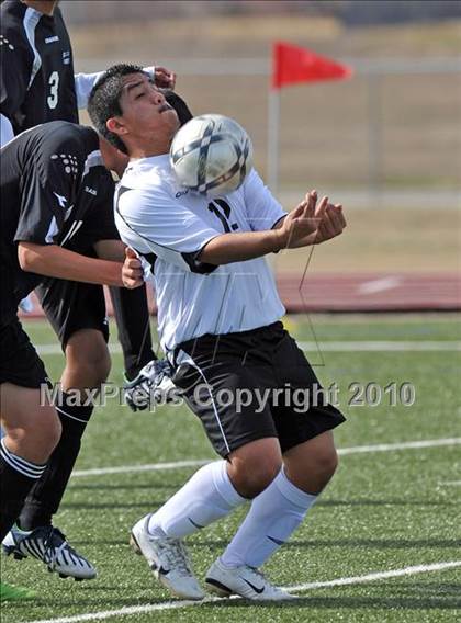 Thumbnail 2 in The Colony vs Hillcrest (Little Elm Invitational) photogallery.