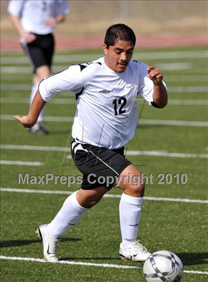 Thumbnail 1 in The Colony vs Hillcrest (Little Elm Invitational) photogallery.