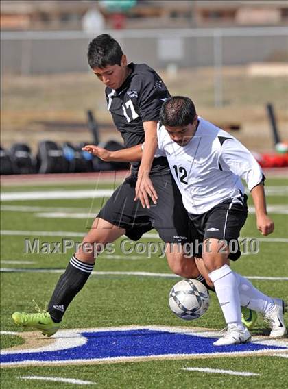 Thumbnail 3 in The Colony vs Hillcrest (Little Elm Invitational) photogallery.