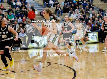 Thumbnail 3 in Fremont vs. Pius X photogallery.