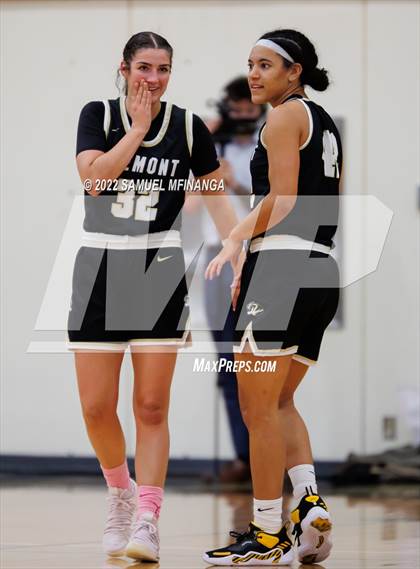 Thumbnail 3 in Fremont vs. Pius X photogallery.