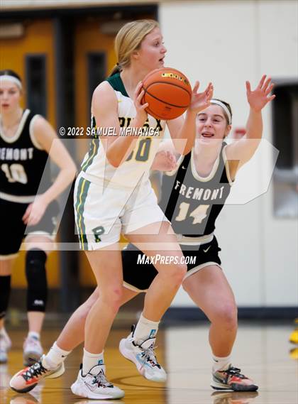Thumbnail 2 in Fremont vs. Pius X photogallery.