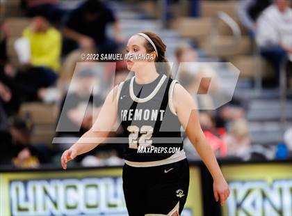 Thumbnail 1 in Fremont vs. Pius X photogallery.
