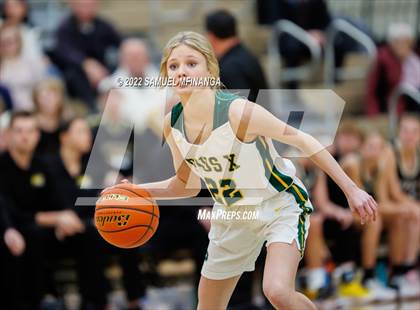 Thumbnail 2 in Fremont vs. Pius X photogallery.