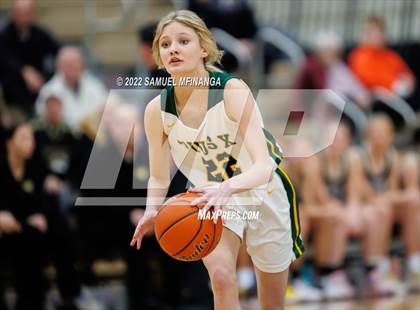 Thumbnail 3 in Fremont vs. Pius X photogallery.