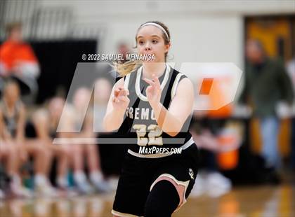 Thumbnail 1 in Fremont vs. Pius X photogallery.