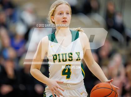 Thumbnail 3 in Fremont vs. Pius X photogallery.