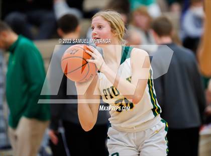 Thumbnail 3 in Fremont vs. Pius X photogallery.