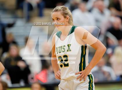 Thumbnail 1 in Fremont vs. Pius X photogallery.