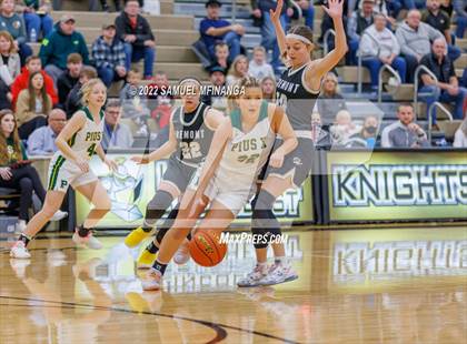 Thumbnail 3 in Fremont vs. Pius X photogallery.