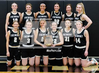 Thumbnail 2 in Fremont vs. Pius X photogallery.