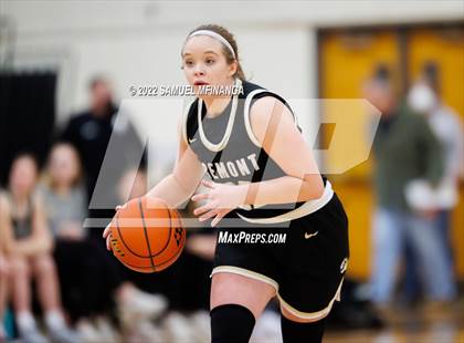 Thumbnail 3 in Fremont vs. Pius X photogallery.