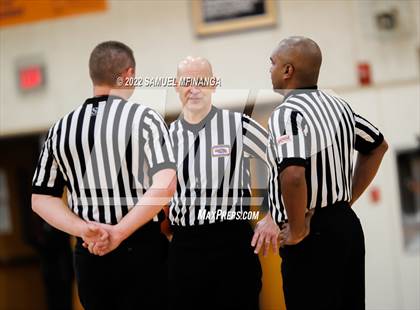 Thumbnail 3 in Fremont vs. Pius X photogallery.