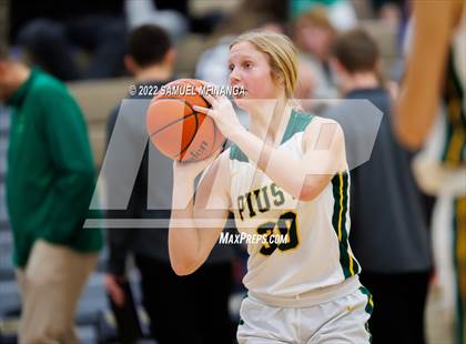 Thumbnail 2 in Fremont vs. Pius X photogallery.