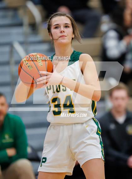 Thumbnail 3 in Fremont vs. Pius X photogallery.