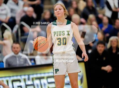 Thumbnail 1 in Fremont vs. Pius X photogallery.