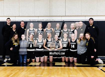 Thumbnail 3 in Fremont vs. Pius X photogallery.