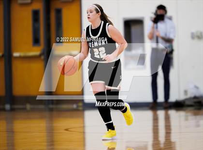 Thumbnail 2 in Fremont vs. Pius X photogallery.