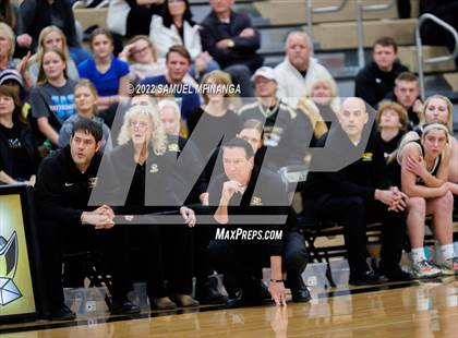 Thumbnail 3 in Fremont vs. Pius X photogallery.