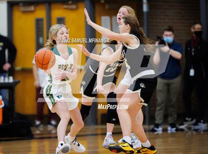 Thumbnail 1 in Fremont vs. Pius X photogallery.