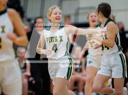 Thumbnail 2 in Fremont vs. Pius X photogallery.