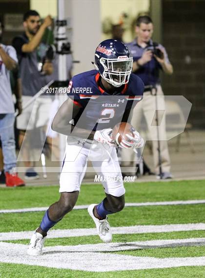 Thumbnail 1 in Poteet @ Ryan photogallery.