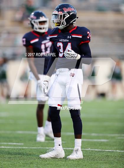 Thumbnail 1 in Poteet @ Ryan photogallery.