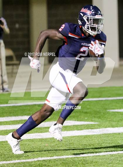 Thumbnail 1 in Poteet @ Ryan photogallery.
