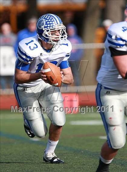 Thumbnail 1 in Caldwell vs. Summit (NJSIAA North Group 2 Semifinal) photogallery.