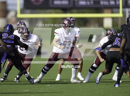 Thumbnail 3 in Davenport vs. Bay City (UIL Football 4A D1 Regional Semifinal) photogallery.