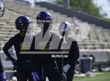 Thumbnail 3 in Davenport vs. Bay City (UIL Football 4A D1 Regional Semifinal) photogallery.