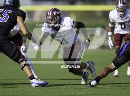 Thumbnail 1 in Davenport vs. Bay City (UIL Football 4A D1 Regional Semifinal) photogallery.