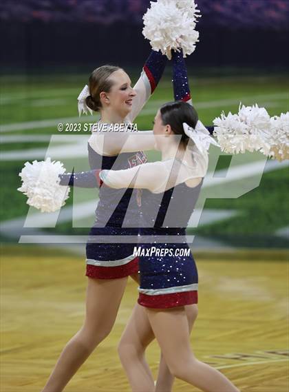 Thumbnail 2 in Dakota Ridge CHSAA Spirit Poms photogallery.