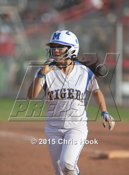 Thumbnail 3 in Marana vs. Nogales (Tucson Badger Invitational) photogallery.