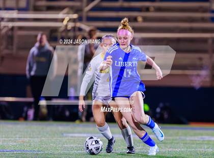 Thumbnail 2 in Inglemoor @ Liberty (KingCo Tournament) photogallery.