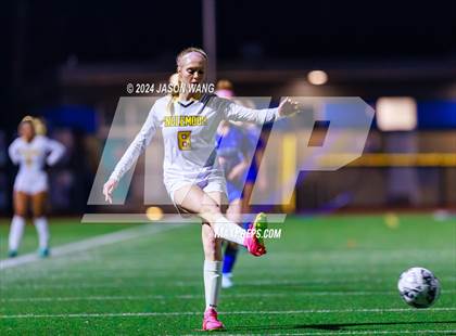 Thumbnail 2 in Inglemoor @ Liberty (KingCo Tournament) photogallery.