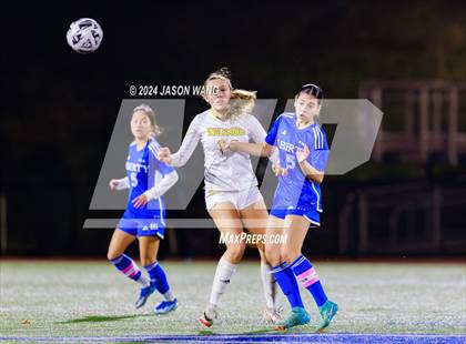 Thumbnail 2 in Inglemoor @ Liberty (KingCo Tournament) photogallery.