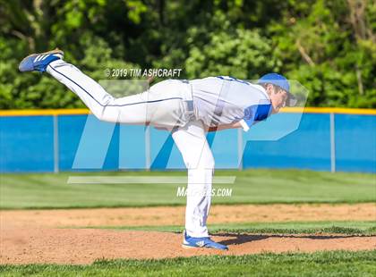Thumbnail 2 in Moeller @ St. Xavier photogallery.