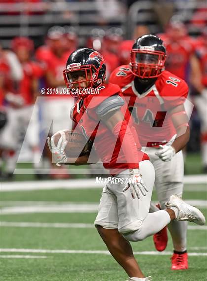 Thumbnail 1 in Veterans Memorial vs Wagner (UIL 5A Quarterfinal) photogallery.