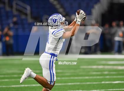 Thumbnail 3 in Veterans Memorial vs Wagner (UIL 5A Quarterfinal) photogallery.