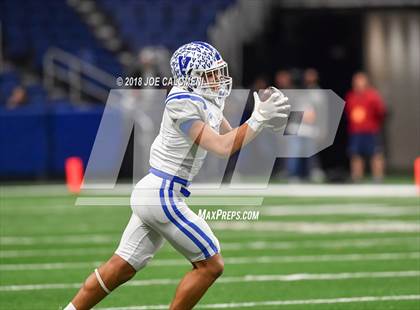 Thumbnail 1 in Veterans Memorial vs Wagner (UIL 5A Quarterfinal) photogallery.