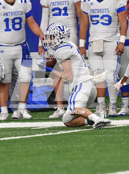 Thumbnail 1 in Veterans Memorial vs Wagner (UIL 5A Quarterfinal) photogallery.