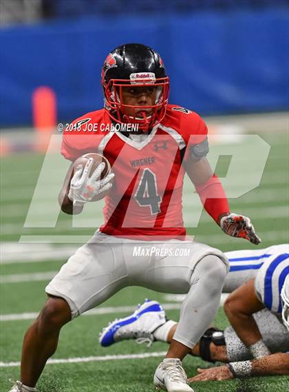Thumbnail 1 in Veterans Memorial vs Wagner (UIL 5A Quarterfinal) photogallery.