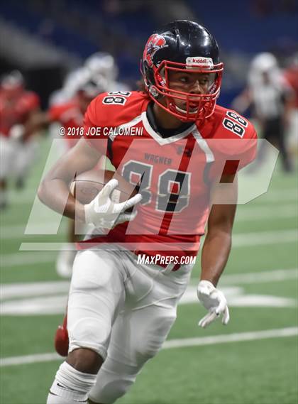 Thumbnail 3 in Veterans Memorial vs Wagner (UIL 5A Quarterfinal) photogallery.