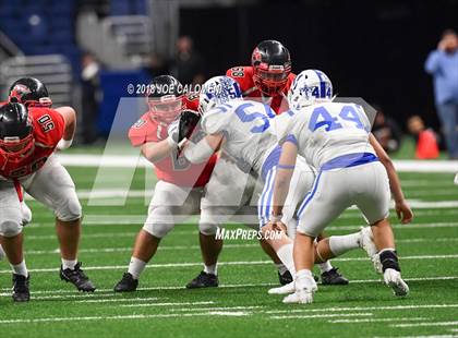 Thumbnail 1 in Veterans Memorial vs Wagner (UIL 5A Quarterfinal) photogallery.